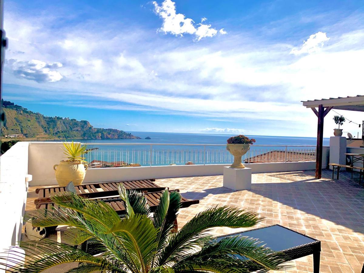 Panoramic Taormina Bay View Daire Dış mekan fotoğraf