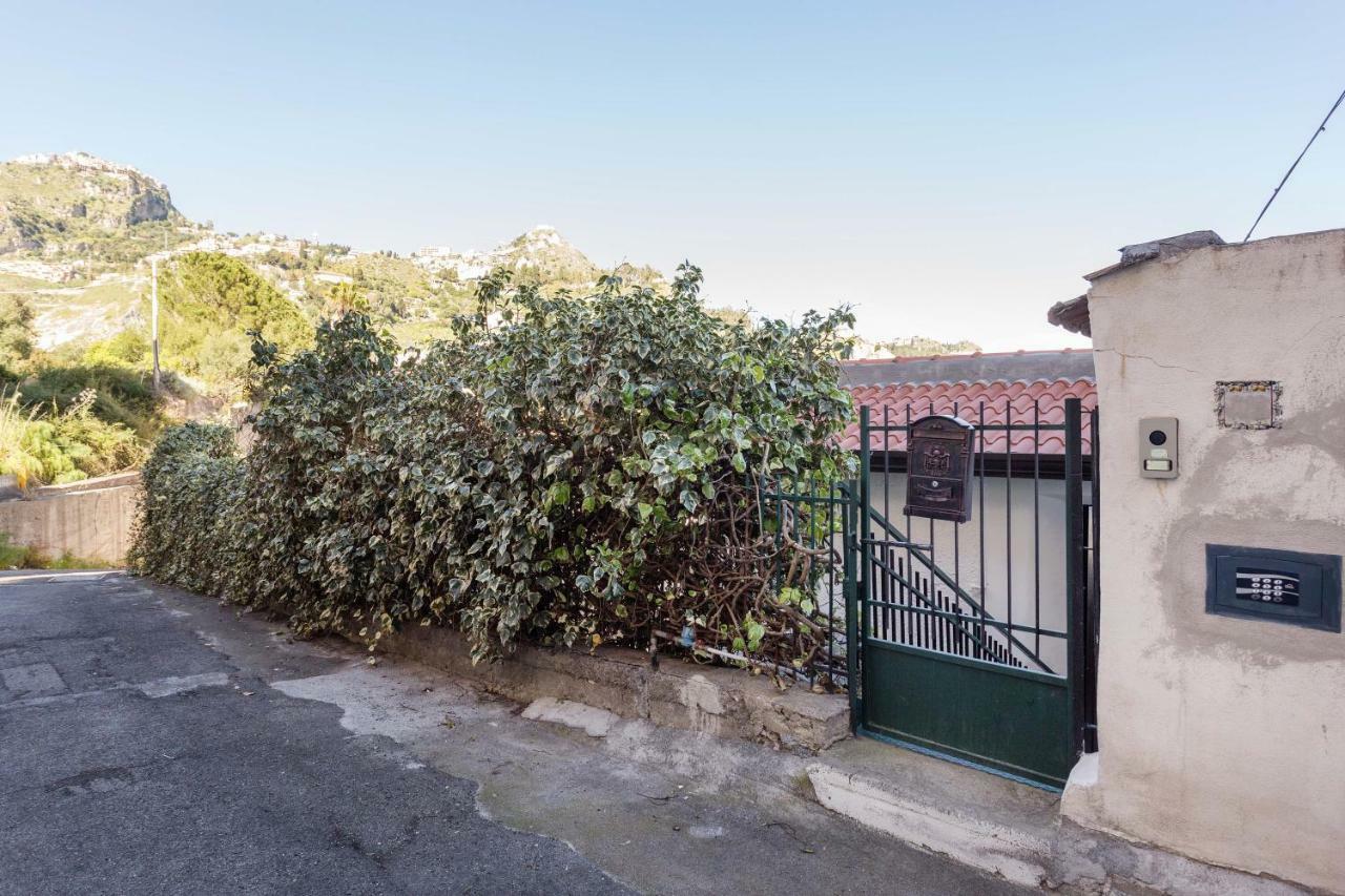 Panoramic Taormina Bay View Daire Dış mekan fotoğraf